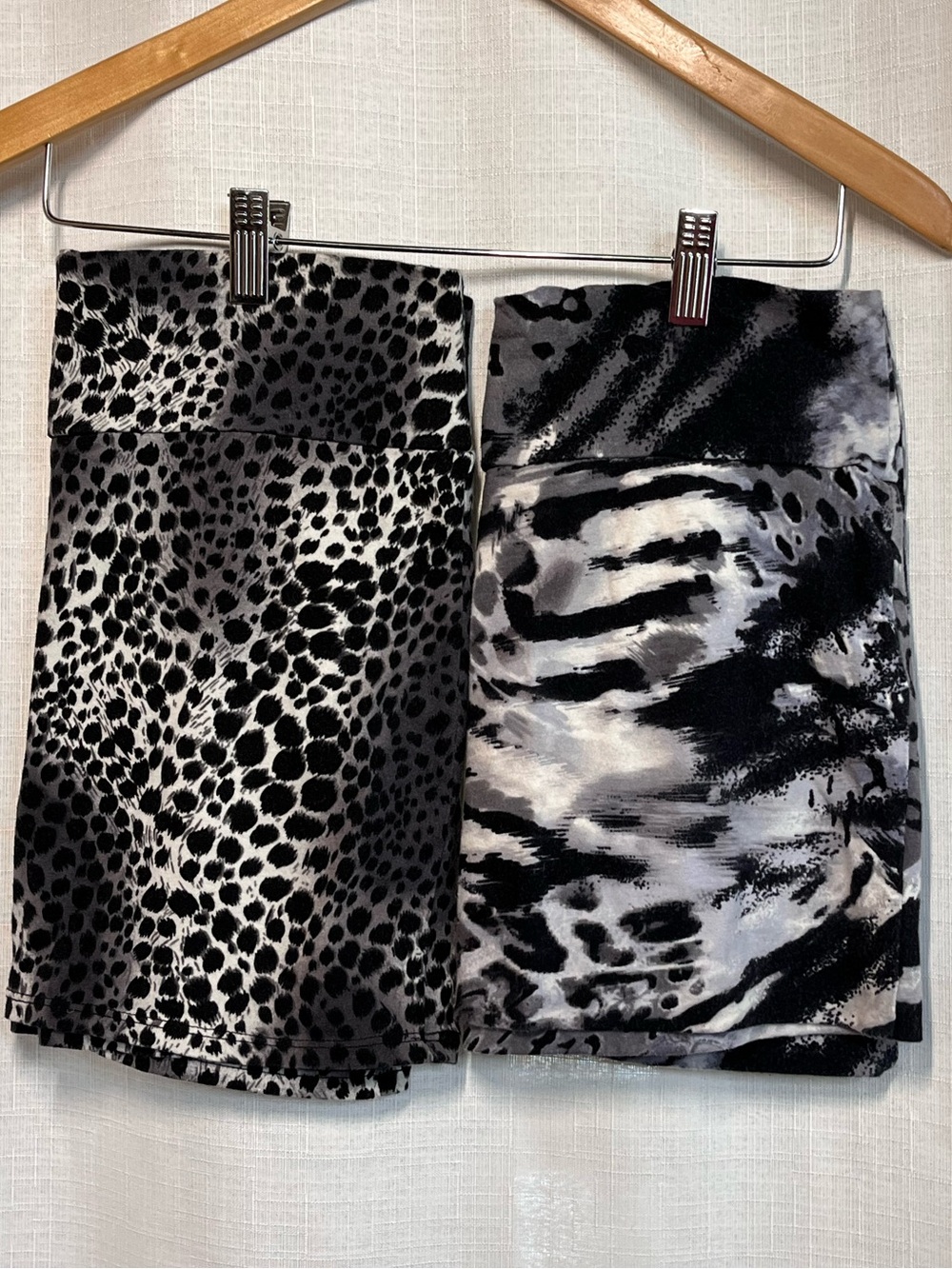 Animal print mini skirts bundle - size large